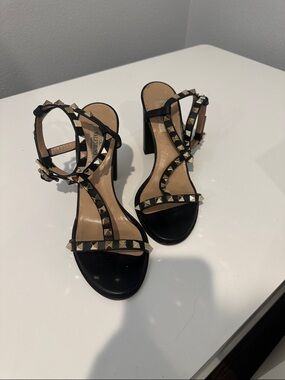 Valentino Black Leather Rockstud Strappy Block-Heel Sandals